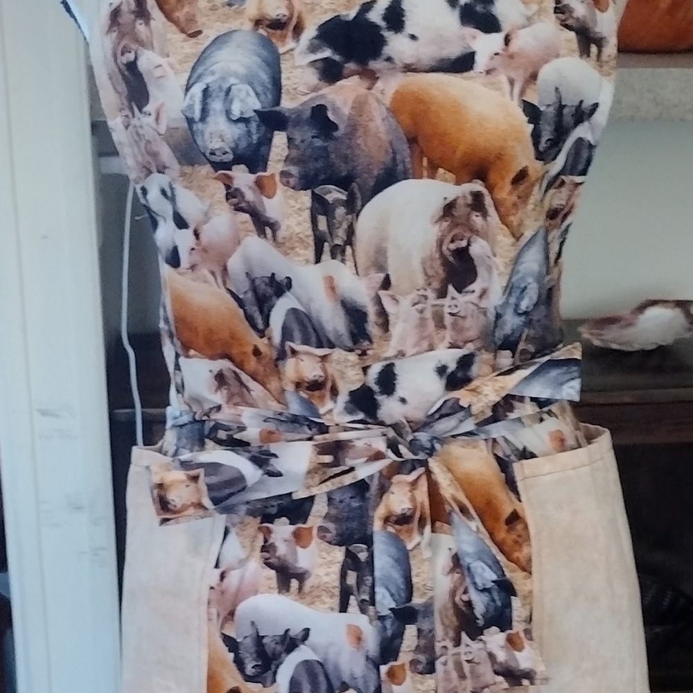 Pig Print Apron